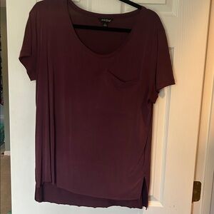 Large Burgundy Lucky Brand boyfriend pocket Tee